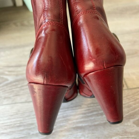 Chanii B  Chantal Pilon Bulle Collection Retro Leather Bootie - Picture 7 of 13